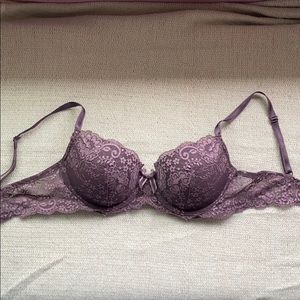 Victoria’s Secret Angels lined demi bra 34C